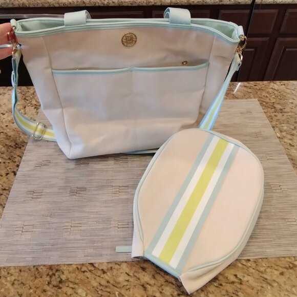 Nanette Lepore Handbags - Nanette Lepore Pickleball Tote Bag with Headcover